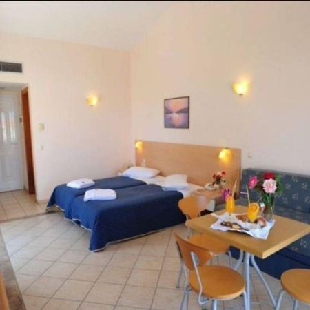 Thinalos Aparthotel Acharavi  Dış mekan fotoğraf