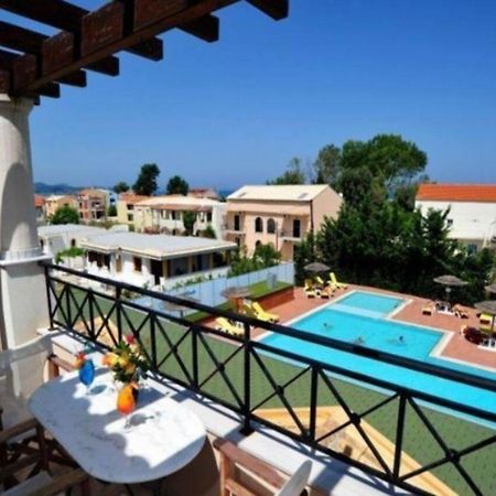 Thinalos Aparthotel Acharavi  Dış mekan fotoğraf