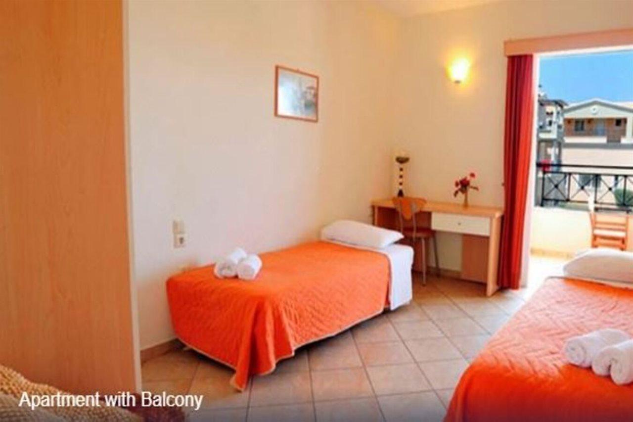 Thinalos Aparthotel Acharavi  Dış mekan fotoğraf