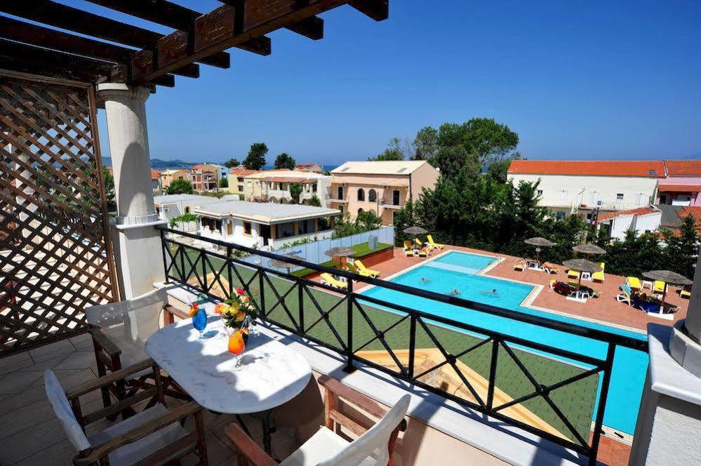Thinalos Aparthotel Acharavi  Dış mekan fotoğraf