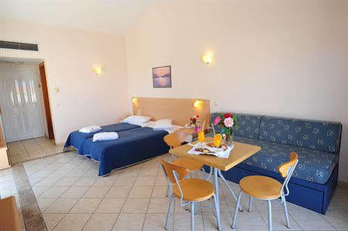 Thinalos Aparthotel Acharavi  Dış mekan fotoğraf