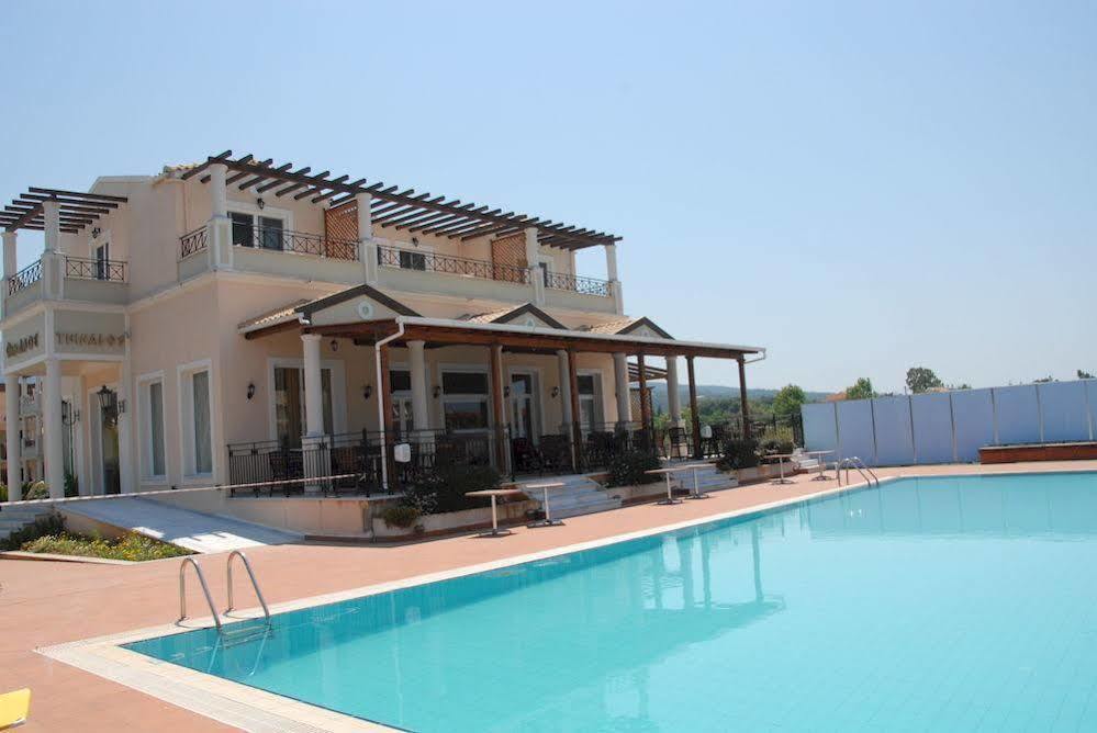 Thinalos Aparthotel Acharavi  Dış mekan fotoğraf